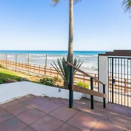 Malaga, Andalucia, Marbella - Mijas Costa, Primera Linea De Playa Sitio de Calahonda