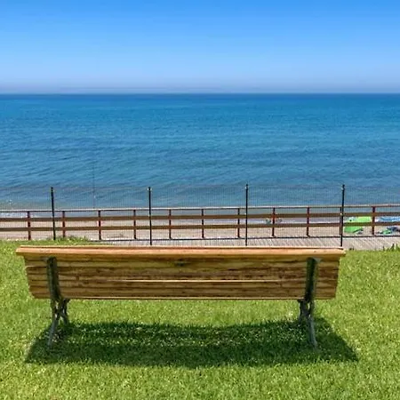 Malaga, Andalucia, Marbella - Mijas Costa, Primera Linea De Playa Apartment Sitio de Calahonda