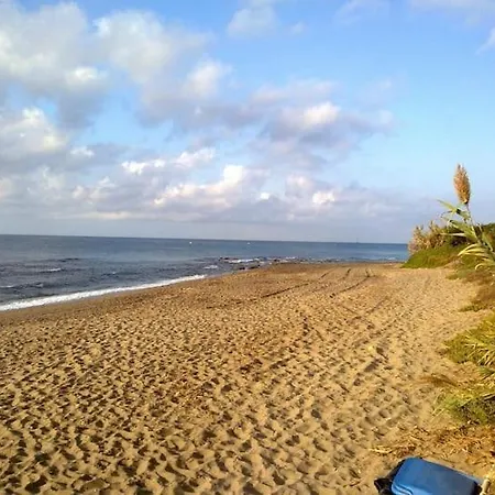 Malaga, Andalucia, Marbella - Mijas Costa, Primera Linea De Playa Apartment Sitio de Calahonda